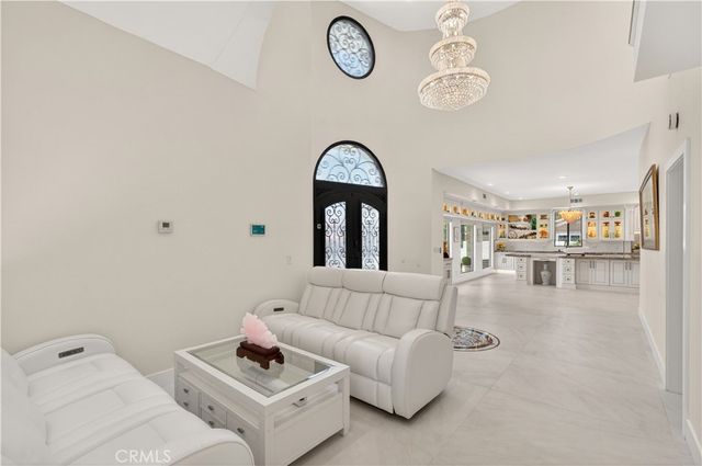 16572 Carousel, Huntington Beach, CA 92649