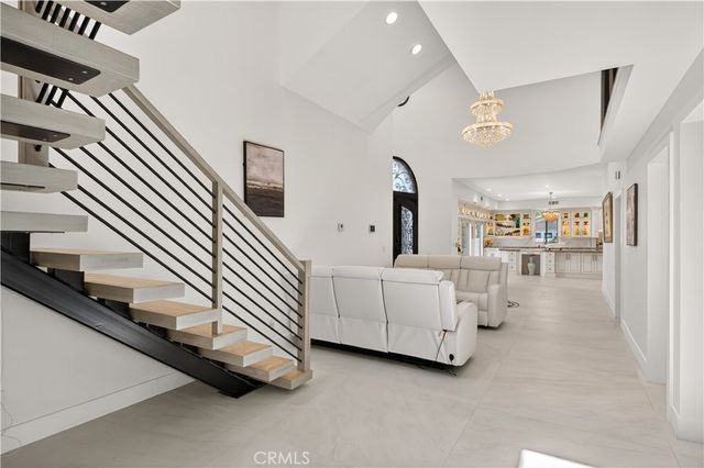 16572 Carousel, Huntington Beach, CA 92649
