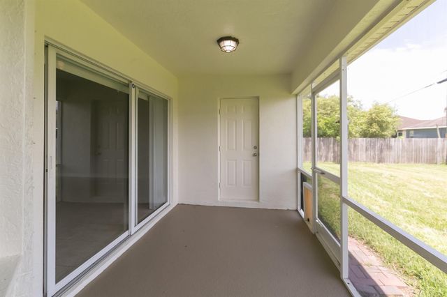 1218 SW Santiago Avenue, Port St. Lucie, FL 34953