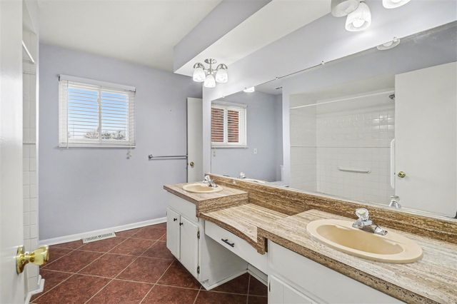 11329 Crowe Road, Milan, MI 48160