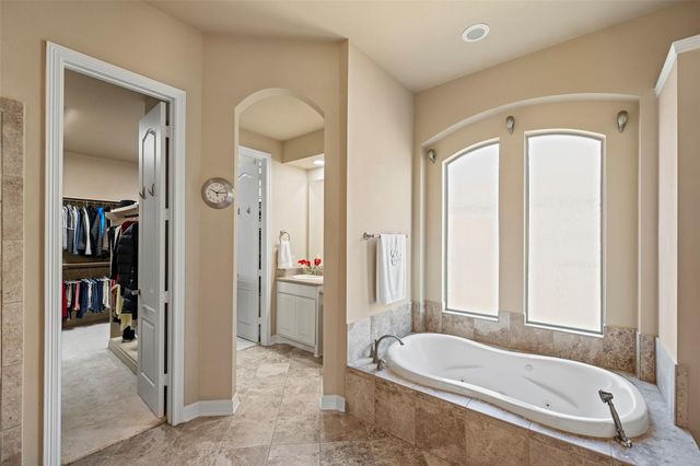 21110 W Kelsey Creek Trail, Cypress, TX 77433