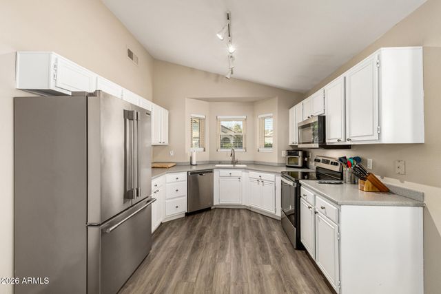 18625 N 15TH Place, Phoenix, AZ 85024