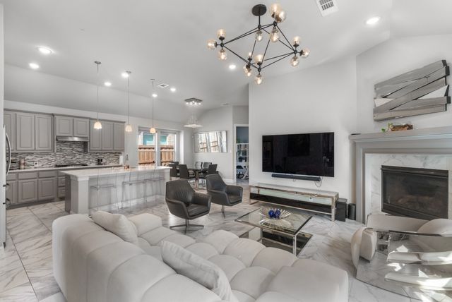 4622 Copper Mountain Trail, Arlington, TX 76005