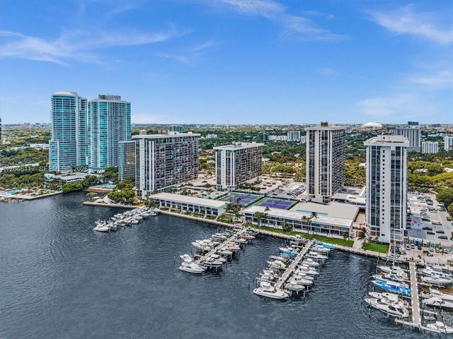 1901 Brickell Avenue B1203, Miami, FL 33129