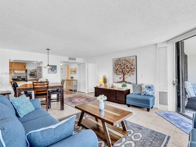 1901 Brickell Avenue B1203, Miami, FL 33129