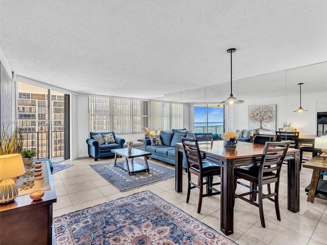 1901 Brickell Avenue B1203, Miami, FL 33129