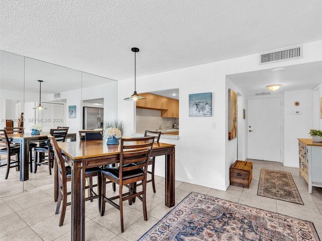1901 Brickell Avenue B1203, Miami, FL 33129