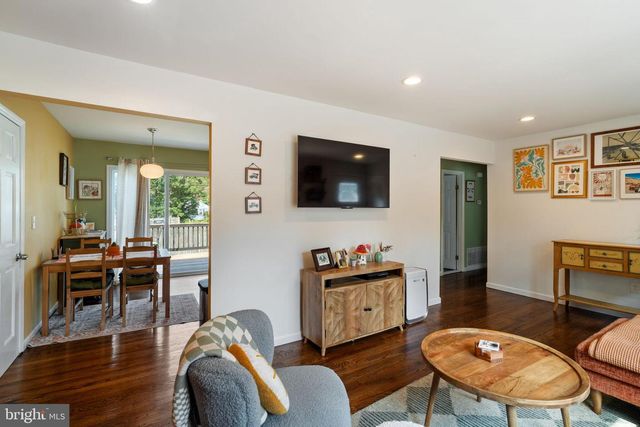 501 WINDSOR ST, Forked River, NJ 08731