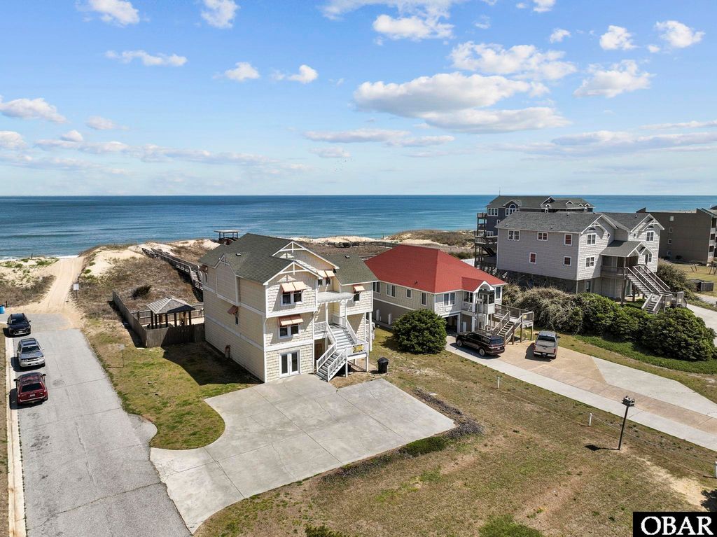 Image 1 of property listing at 201 S Virginia Dare Trail Lot A, Kill Devil Hills, NC 27948