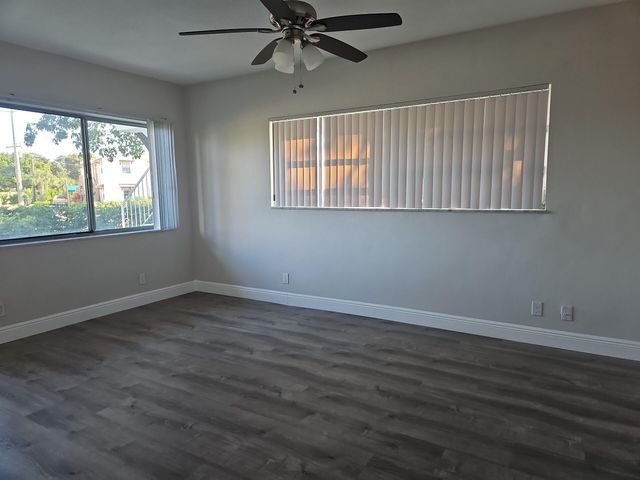 480 W Camino Real 22, Boca Raton, FL 33432