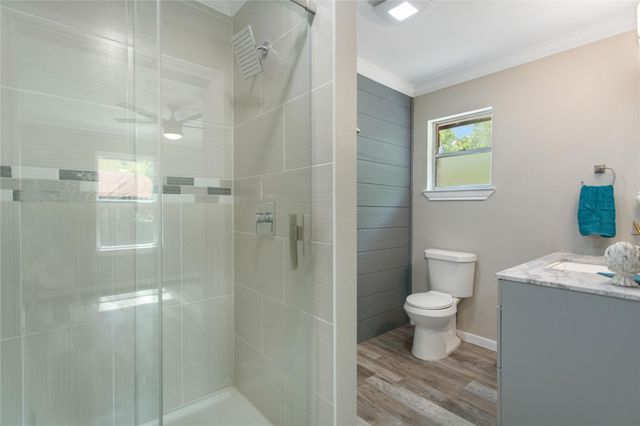 904 Westview CIR, Caldwell, TX 77836