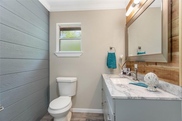 904 Westview CIR, Caldwell, TX 77836