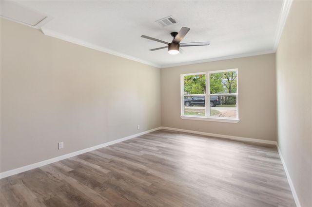 904 Westview CIR, Caldwell, TX 77836