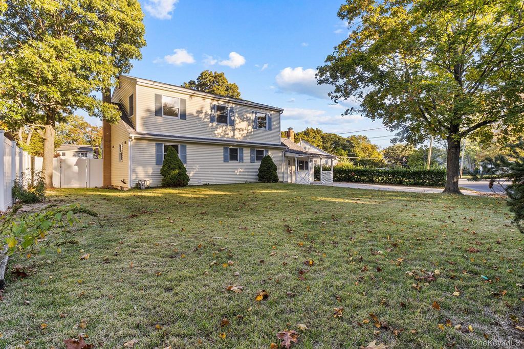 10 Sunset Drive, Centereach, NY 11720 — exterior