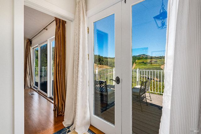 1790 Warm Springs Rd, Glen Ellen, CA 95442