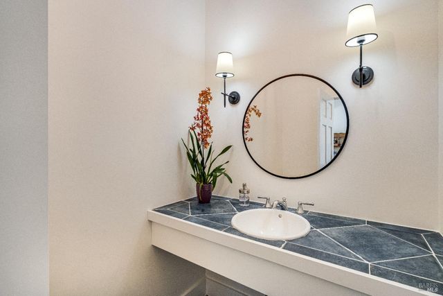 1790 Warm Springs Rd, Glen Ellen, CA 95442