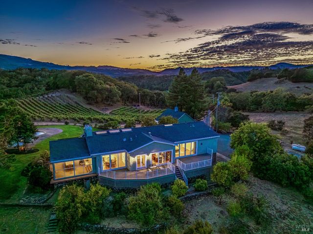 1790 Warm Springs Rd, Glen Ellen, CA 95442
