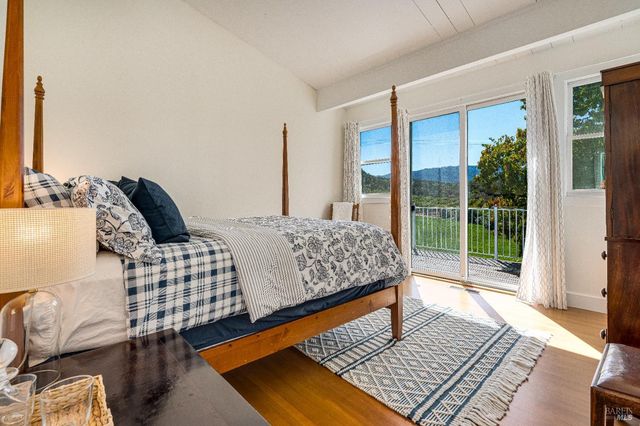 1790 Warm Springs Rd, Glen Ellen, CA 95442