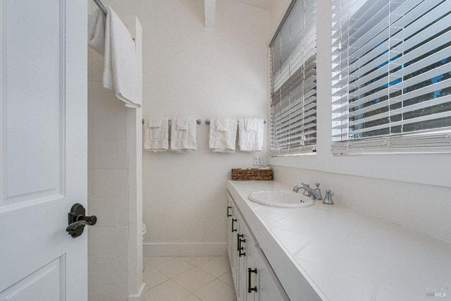 1790 Warm Springs Rd, Glen Ellen, CA 95442