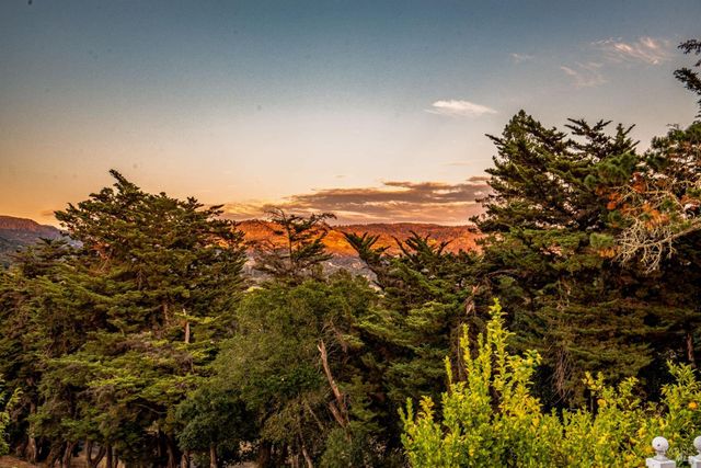 1790 Warm Springs Rd, Glen Ellen, CA 95442