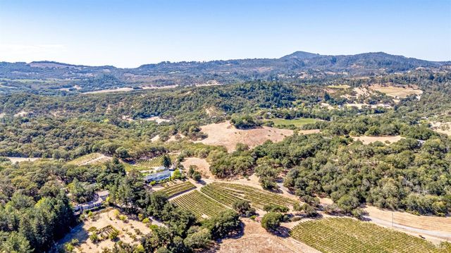 1790 Warm Springs Rd, Glen Ellen, CA 95442