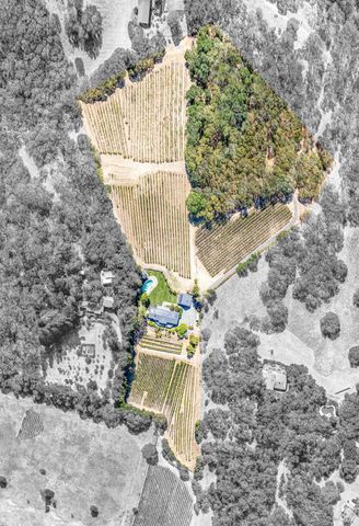 1790 Warm Springs Rd, Glen Ellen, CA 95442