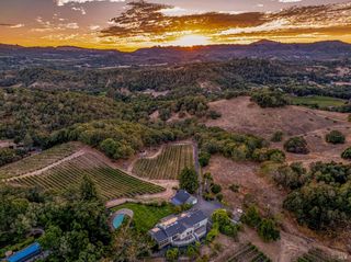 1790 Warm Springs Rd, Glen Ellen, CA 95442