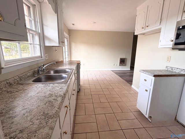 2112 Hines Street, Athens, AL 35611
