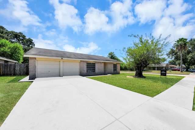 9502 Spiralwood Lane, Houston, TX 77086