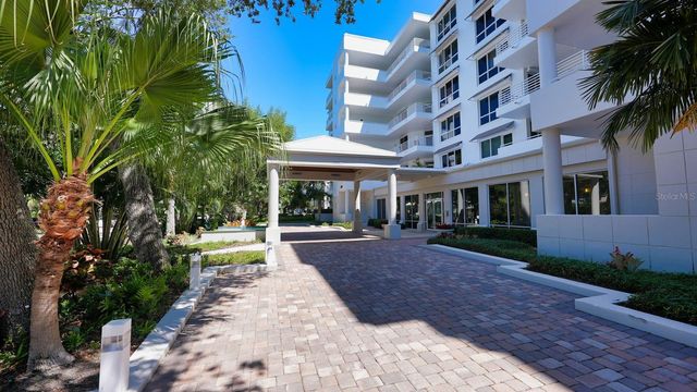 2410 HARBOURSIDE DRIVE 142, Longboat Key, FL 34228