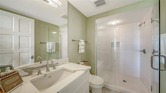 2410 HARBOURSIDE DRIVE 142, Longboat Key, FL 34228