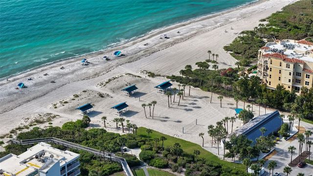 2410 HARBOURSIDE DRIVE 142, Longboat Key, FL 34228