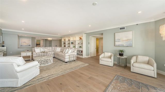 2410 HARBOURSIDE DRIVE 142, Longboat Key, FL 34228