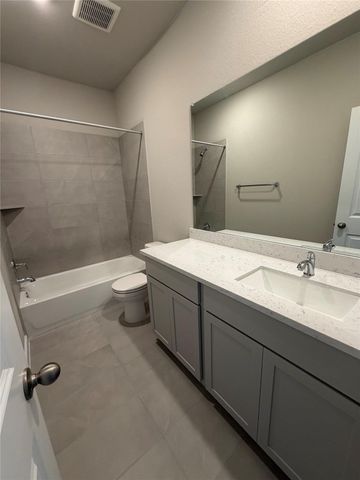 249 Red Tail Hawk LN, Cedar Creek, TX 78612