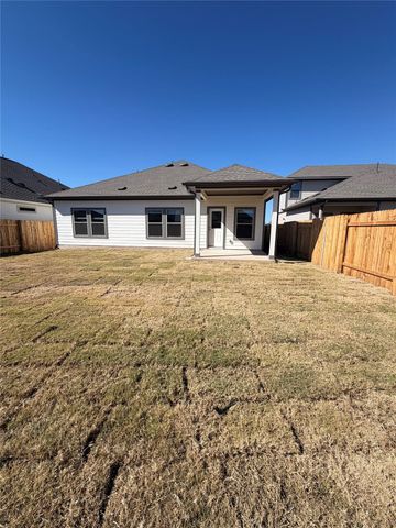 249 Red Tail Hawk LN, Cedar Creek, TX 78612