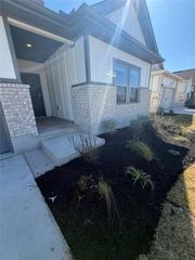 249 Red Tail Hawk LN, Cedar Creek, TX 78612