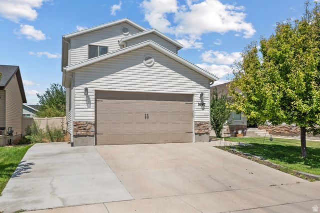 1687 E DOWNWATER ST, Eagle Mountain, UT 84005
