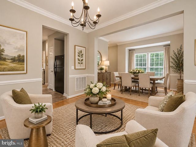 5641 EPPES ISLAND PL, Manassas, VA 20112