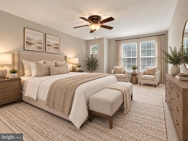 5641 EPPES ISLAND PL, Manassas, VA 20112