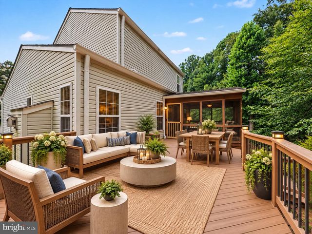 5641 EPPES ISLAND PL, Manassas, VA 20112