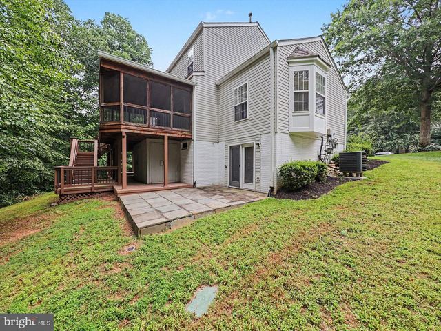 5641 EPPES ISLAND PL, Manassas, VA 20112