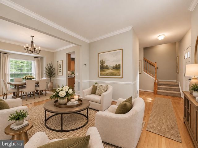 5641 EPPES ISLAND PL, Manassas, VA 20112