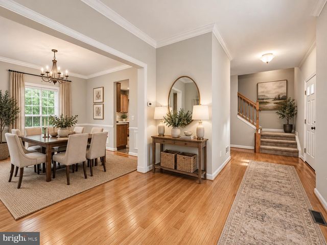 5641 EPPES ISLAND PL, Manassas, VA 20112