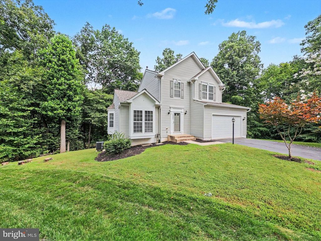 5641 EPPES ISLAND PL, Manassas, VA 20112