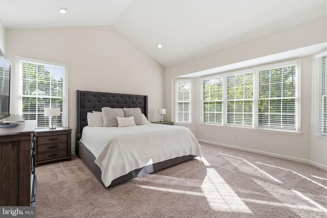 812 LONGWOOD AVE, Cherry Hill, NJ 08002