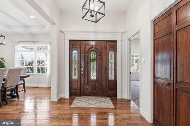 812 LONGWOOD AVE, Cherry Hill, NJ 08002