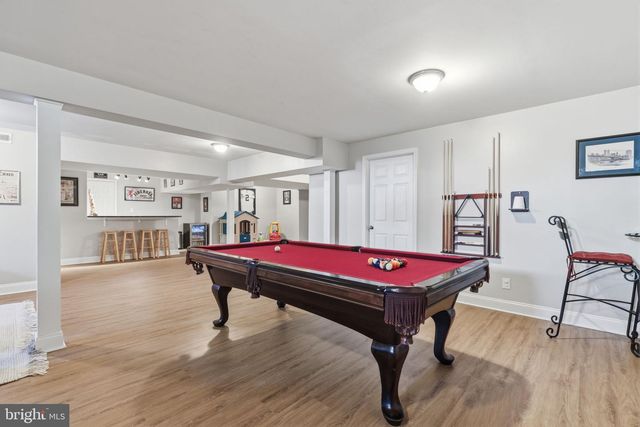 812 LONGWOOD AVE, Cherry Hill, NJ 08002