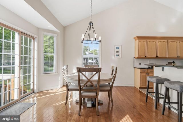 812 LONGWOOD AVE, Cherry Hill, NJ 08002
