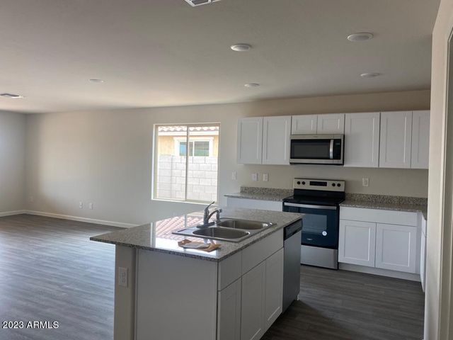 2072 E VELVET Place, Casa Grande, AZ 85122