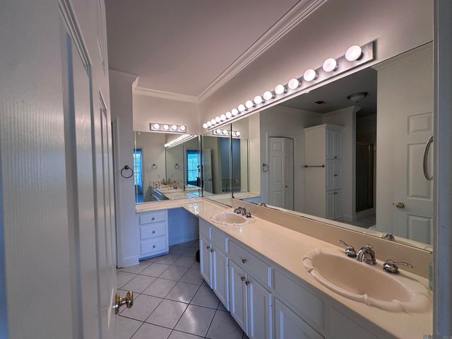 14203 N Gate House Ave, Saint George, LA 70817